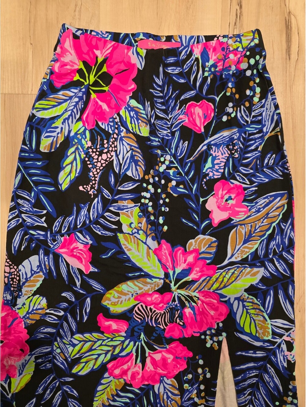 Lilly Pulitzer Floral Midi Skirt with Side Slit XXS - Picture 2 of 5